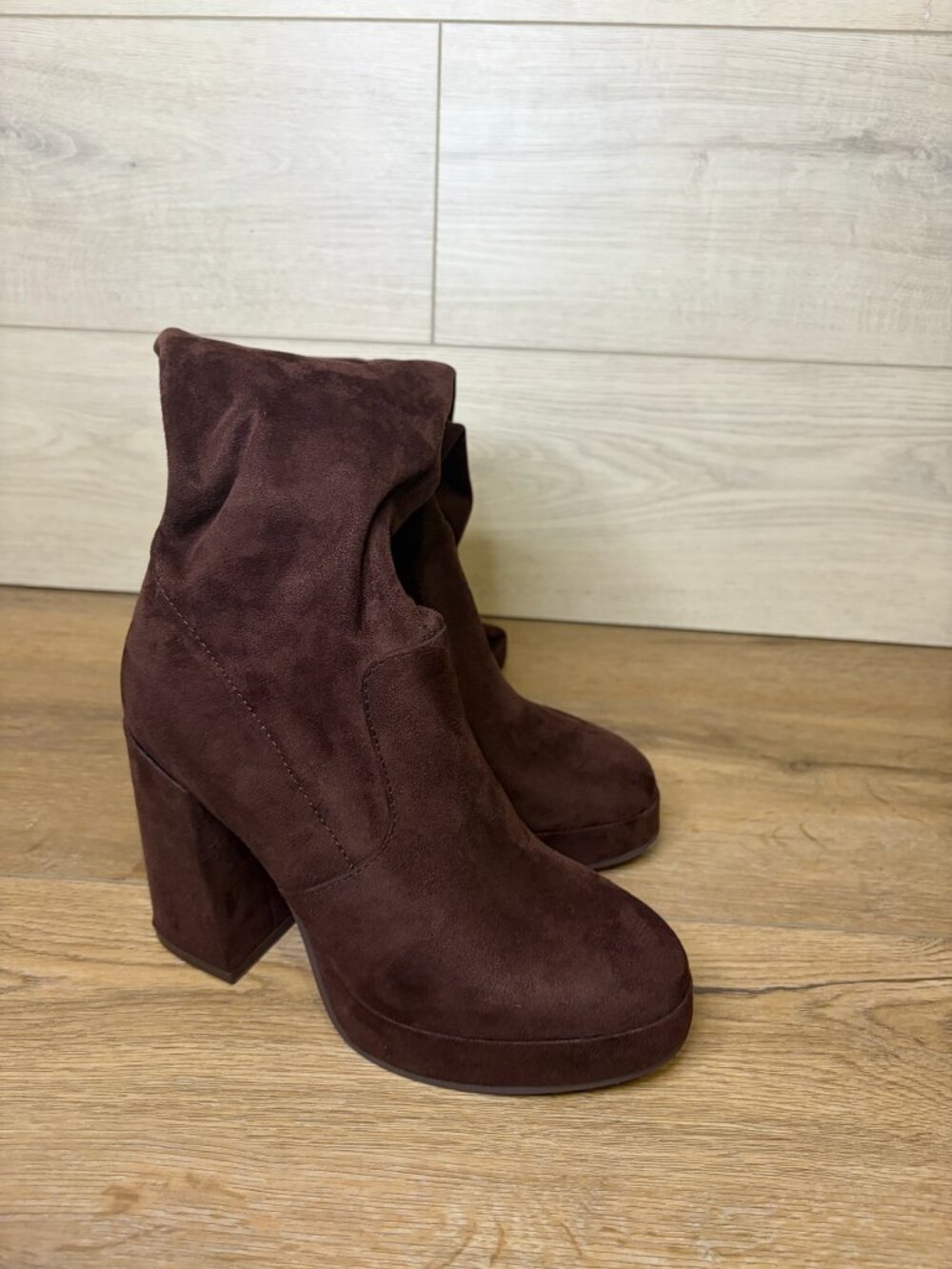 Steve Madden Twain Brown Suede Chunky Block Heel Platform Ankle Boots Size 6